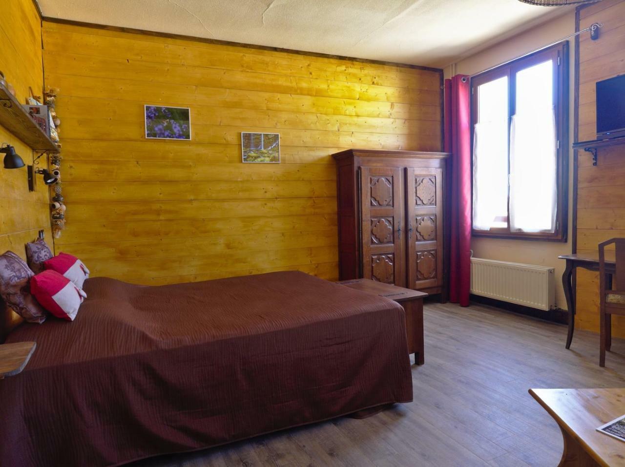 La Maison Du Lac Chalain Дусиер Екстериор снимка